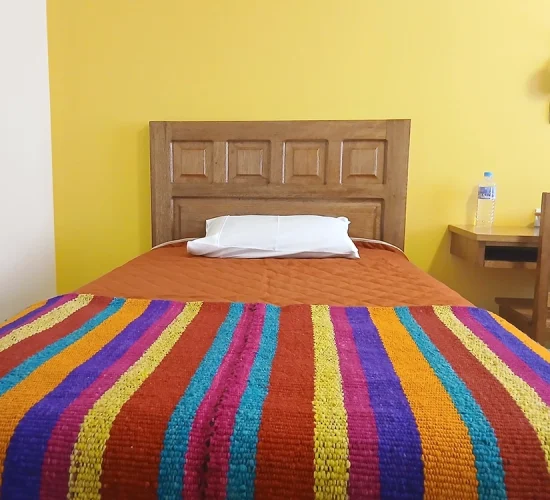 habitacion individual hotel la chacana huaraz