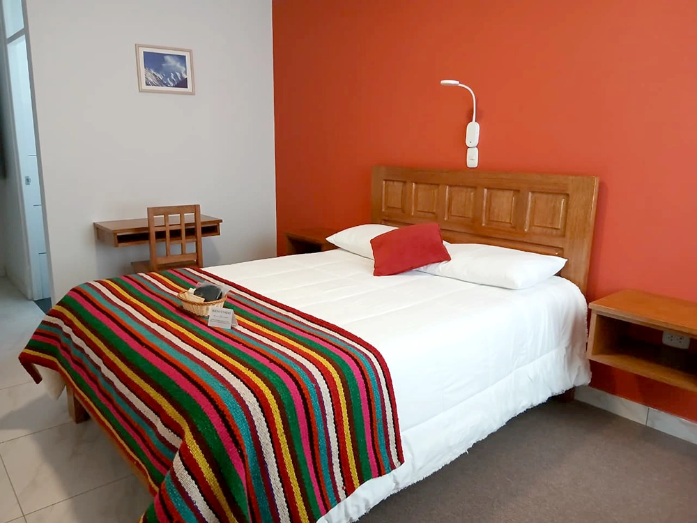 habitacion matrimonial hotel la chacana huaraz