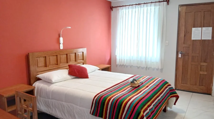 habitacion matrimonial hotel la chacana huaraz