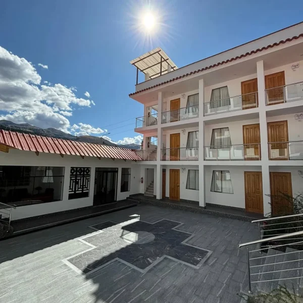 Patio Hotel La Chacana Huaraz